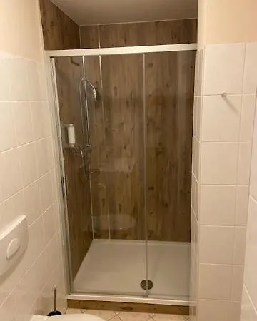 ホテル Neues Haus - Berggasthof Und