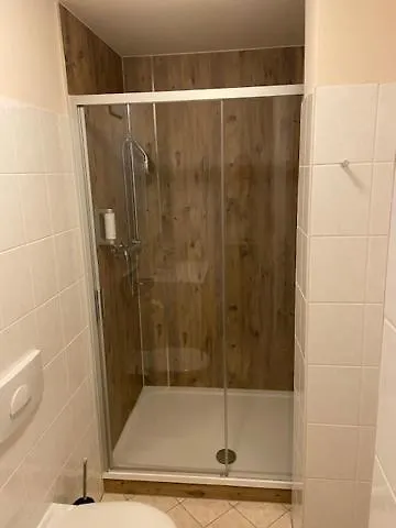 酒店 Neues Haus - Berggasthof Und